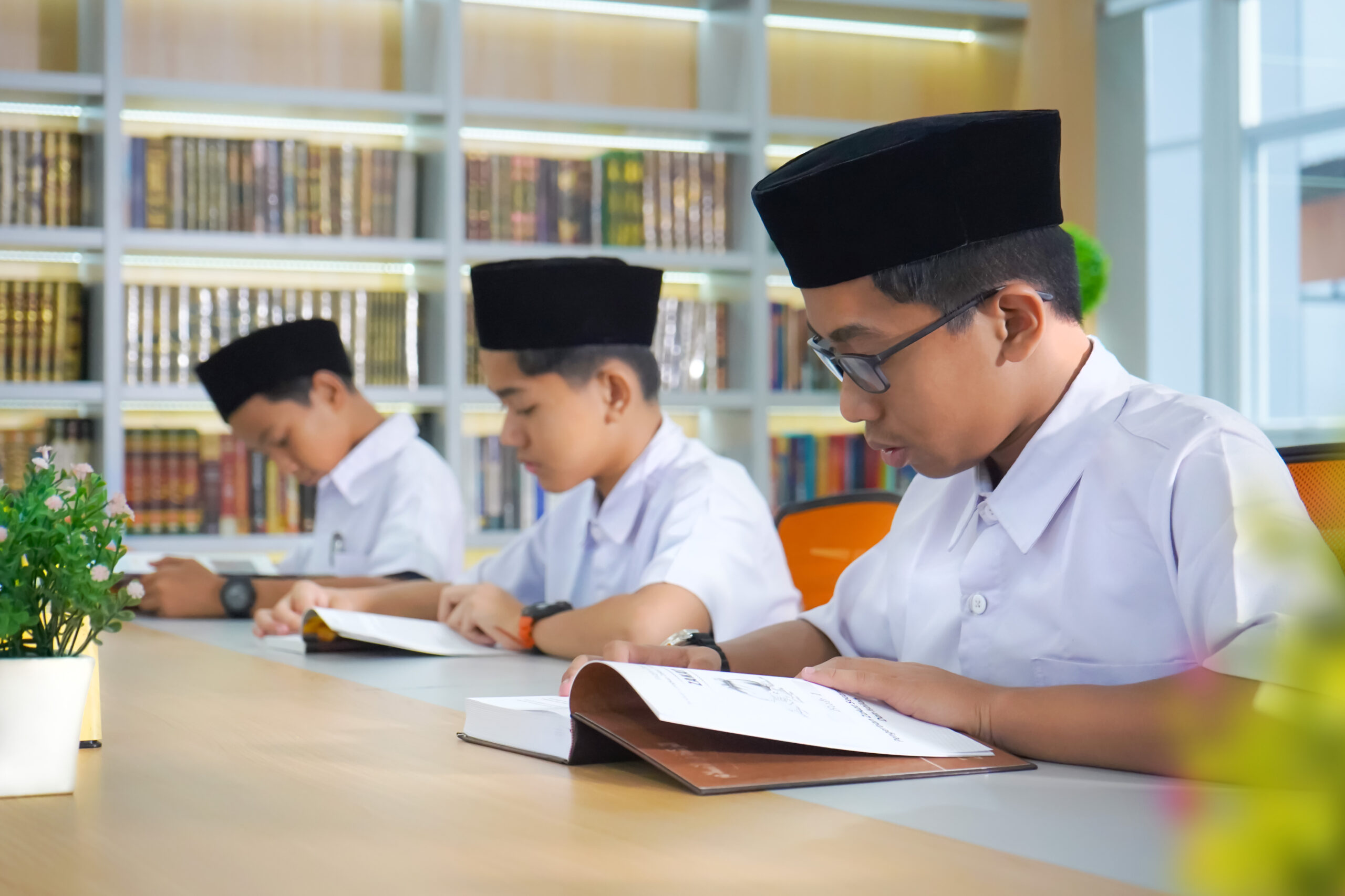 BQ Library Bentuk Dukungan BQ Islamic Boarding School terhadap Gerakan Literasi Sekolah