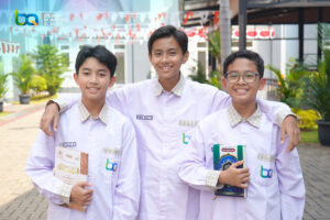 Siswa-Bina-Qurani-Islamic-Boarding-School