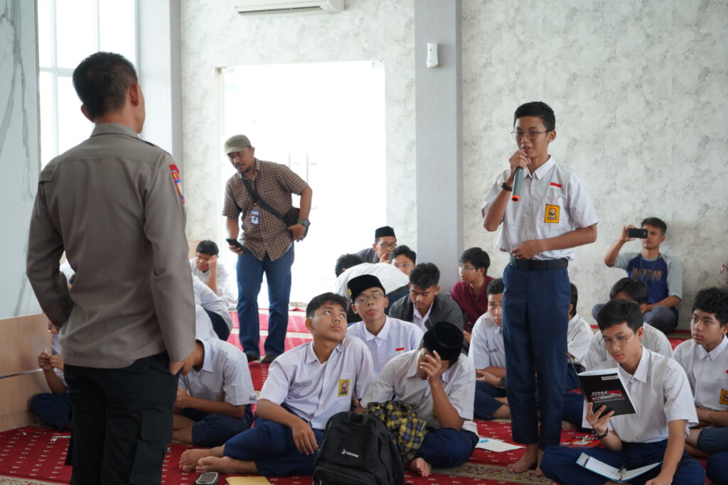 SMP BQ Islamic Boarding School Deklarasikan Zona Aman dari Bullying, Libatkan KPAID dan Kapolresta Bogor