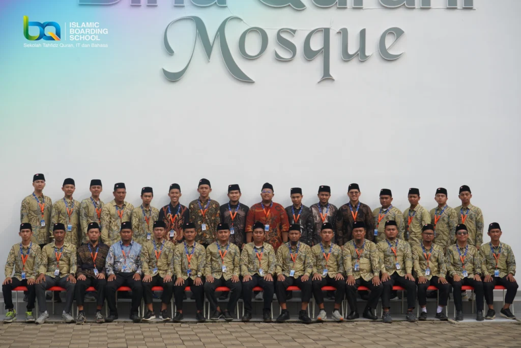 Team-BQ-Bina Qurani-Islamic-Boarding-School